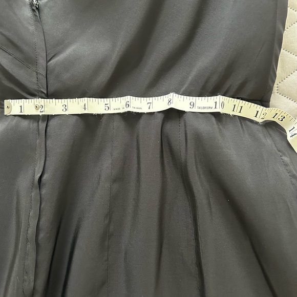 GRETA CONSTANTINE BLACK MIDI DRESS 🖤 - Picture 4 of 9